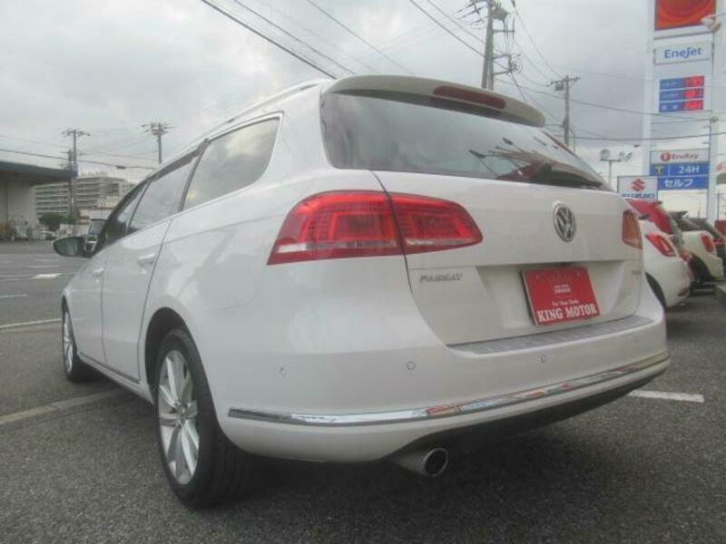 PASSAT VARIANT-4