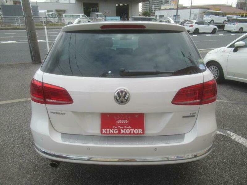 PASSAT VARIANT-1