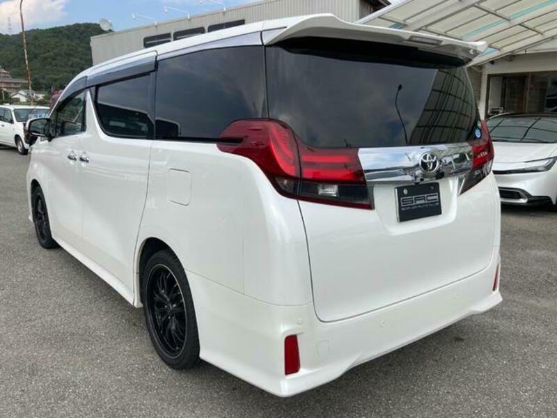 ALPHARD-8