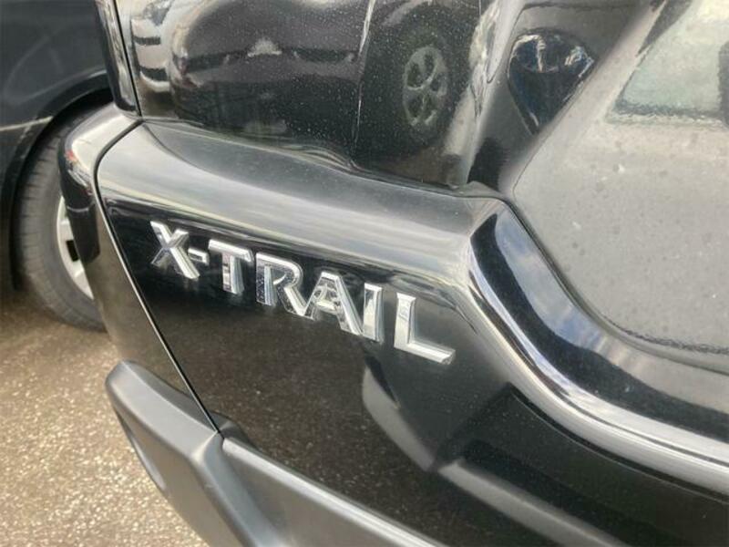 X-TRAIL-18