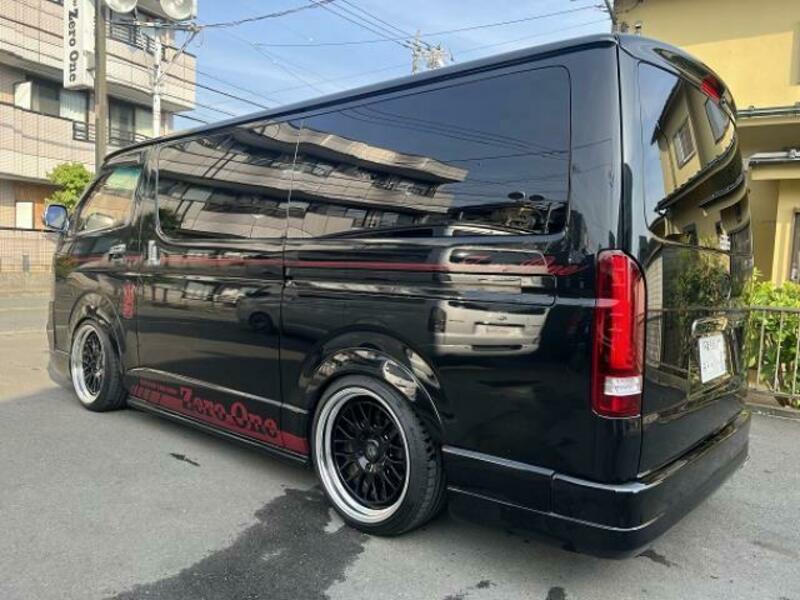 HIACE VAN