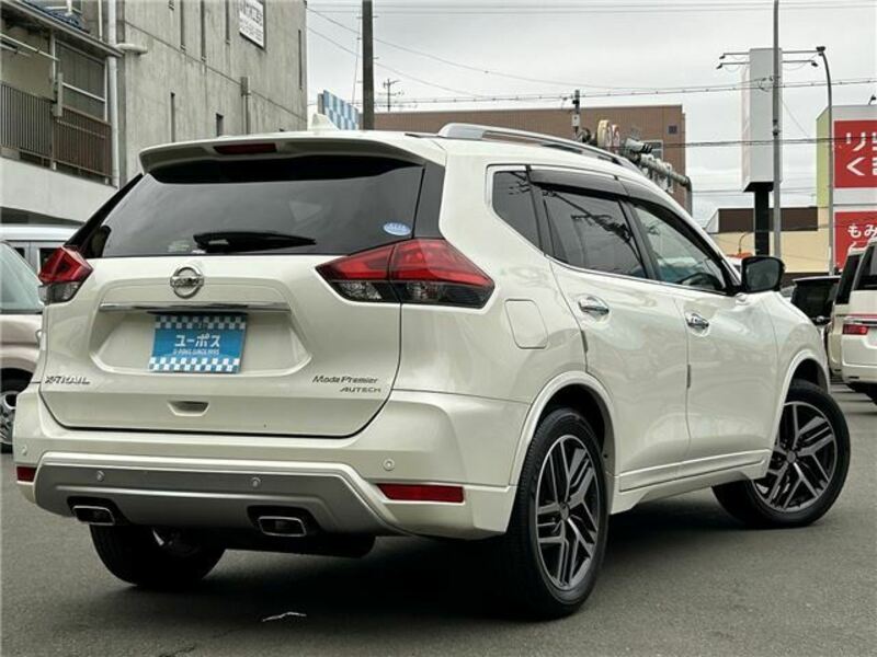 X-TRAIL-42