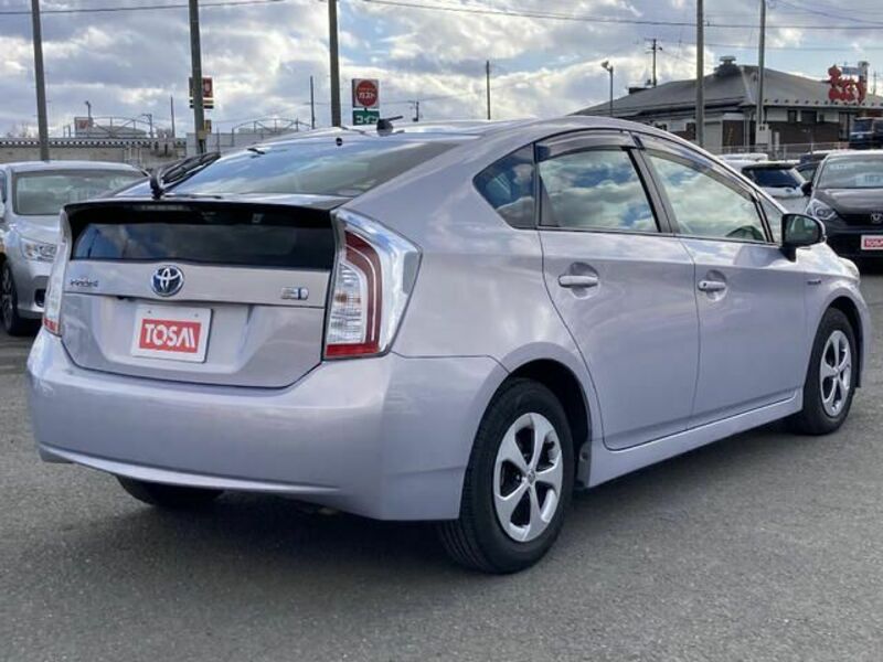 PRIUS-1