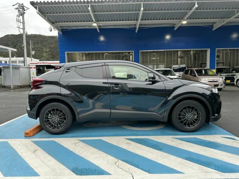 C-HR-3