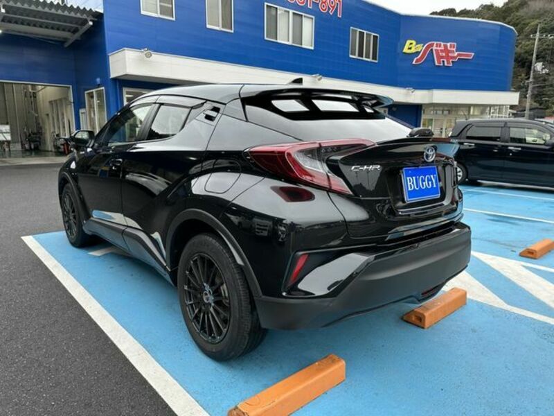 C-HR-6