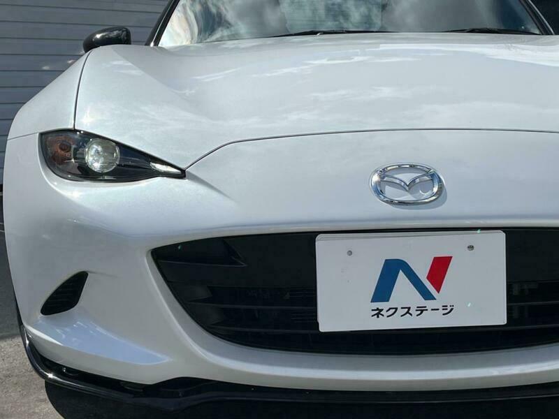 ROADSTER-1