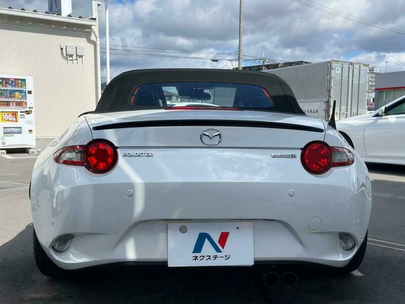ROADSTER-43