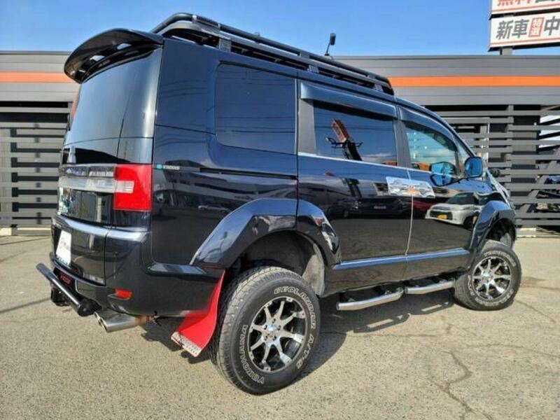 DELICA D5