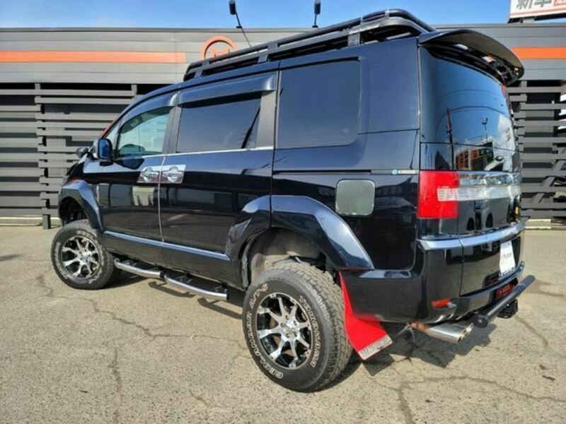 DELICA D5