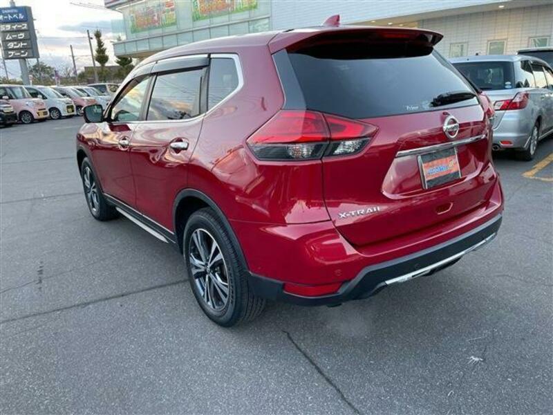 X-TRAIL-10