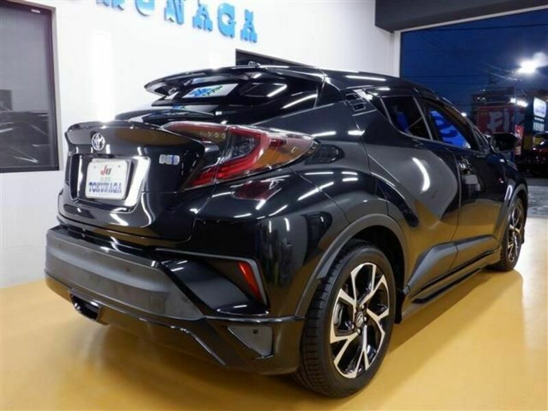 C-HR-2