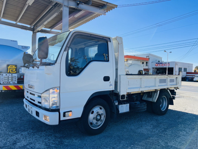 ISUZU　ELF