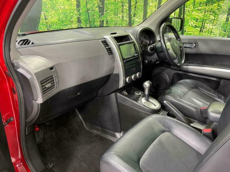 X-TRAIL