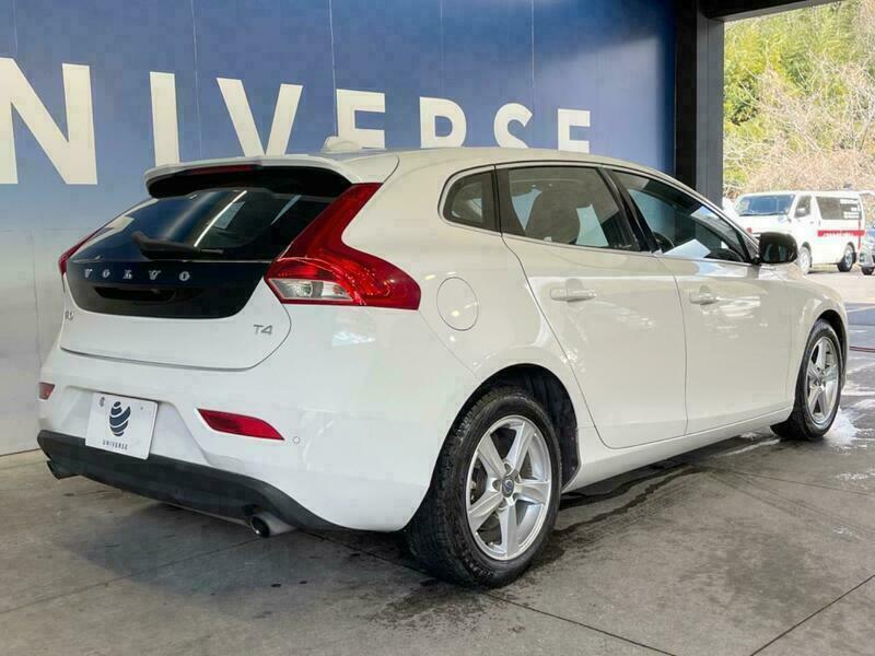 V40-47