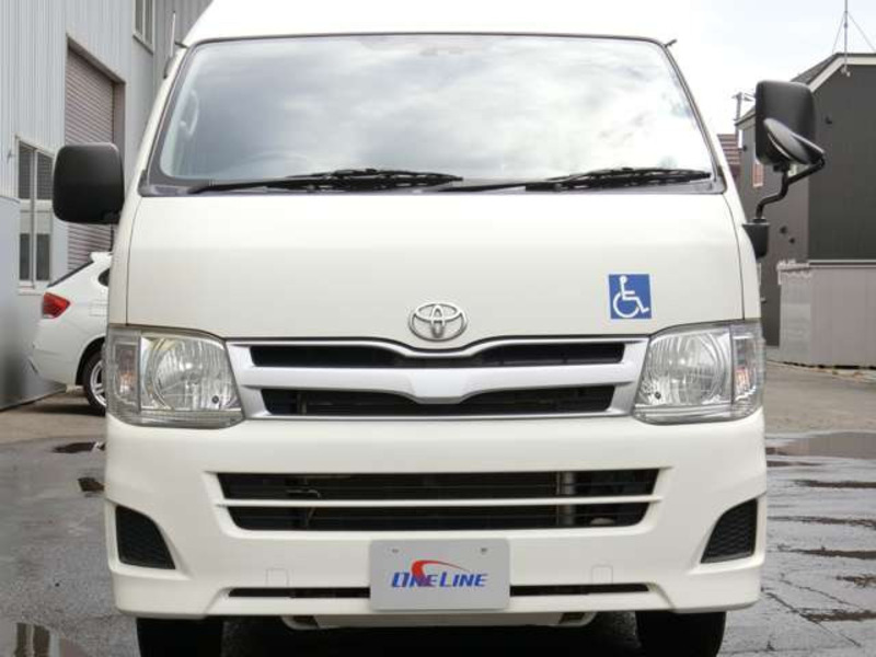 HIACE VAN-3