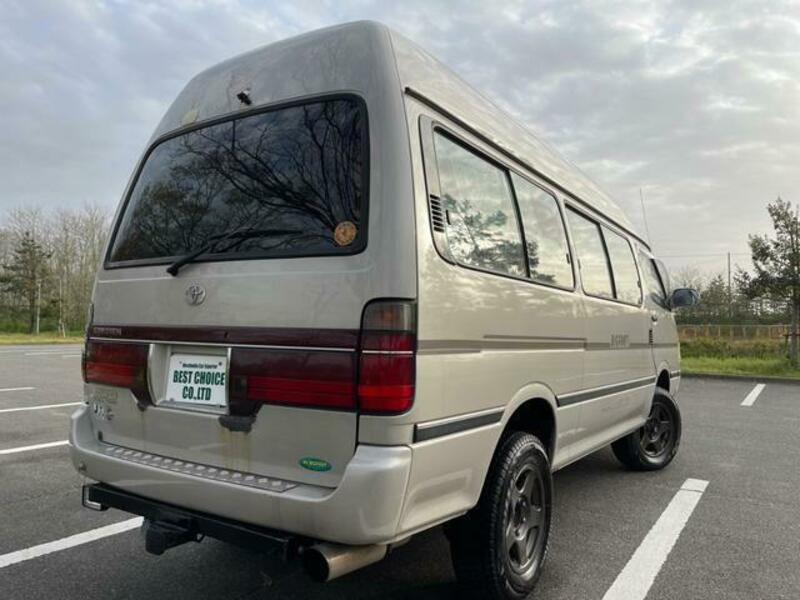 HIACE VAN-1