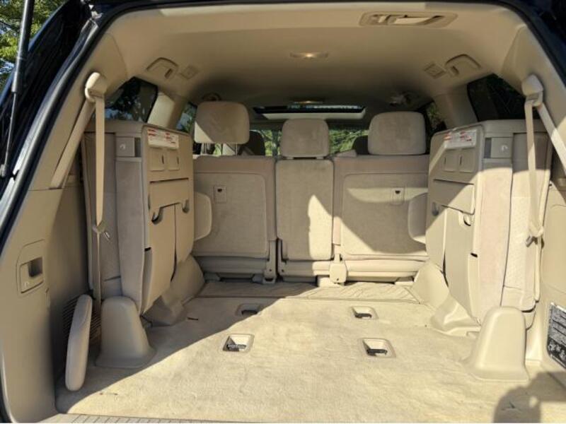 LAND CRUISER