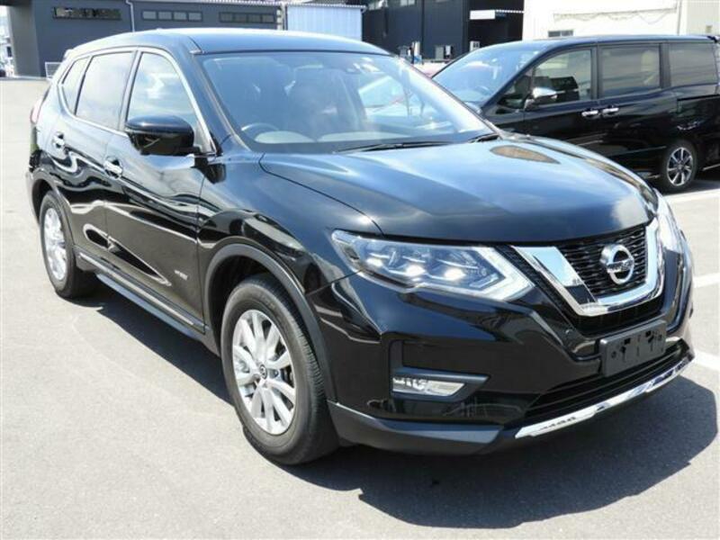 X-TRAIL