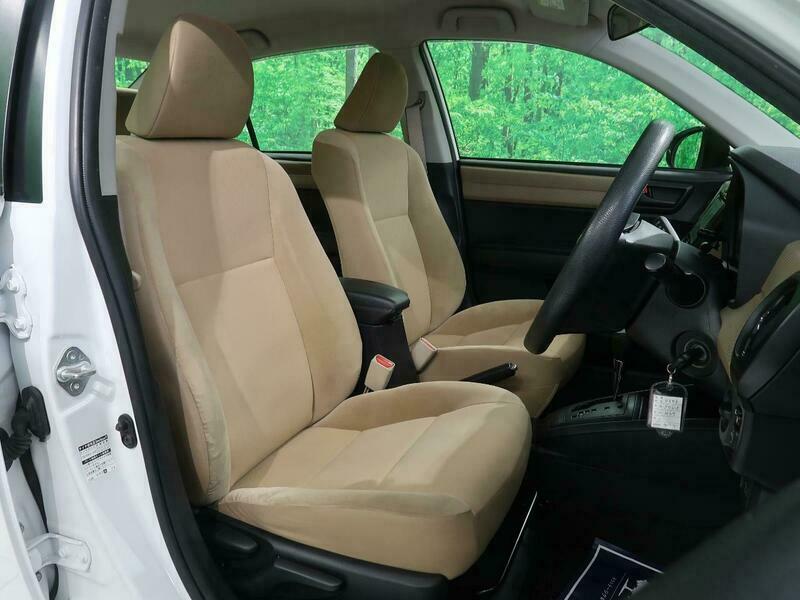 COROLLA AXIO
