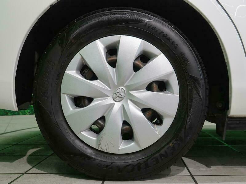 COROLLA AXIO