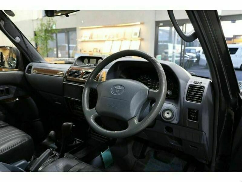 LAND CRUISER PRADO-14