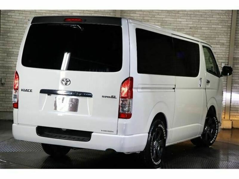 HIACE VAN-47