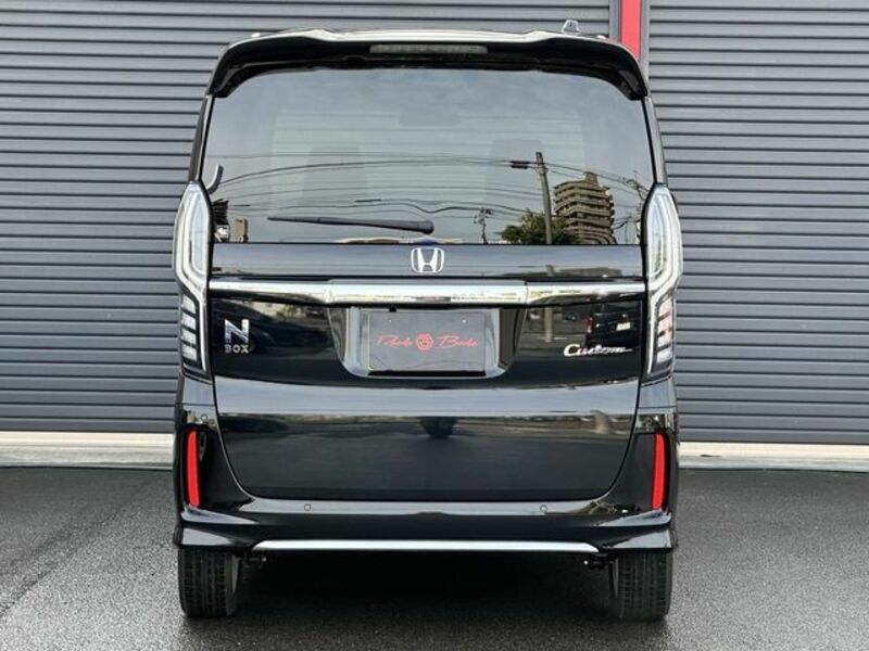 N BOX CUSTOM-20