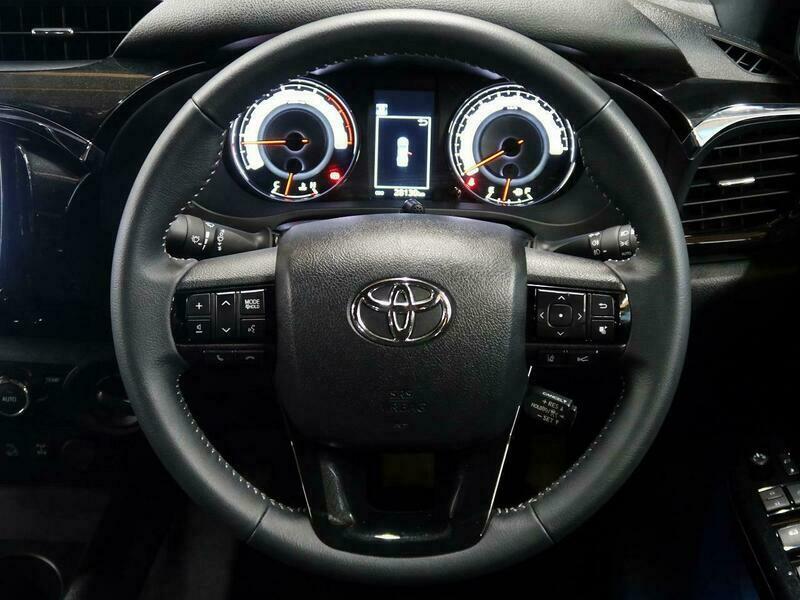 HILUX