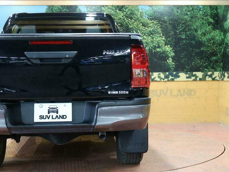 HILUX