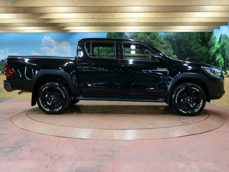 HILUX
