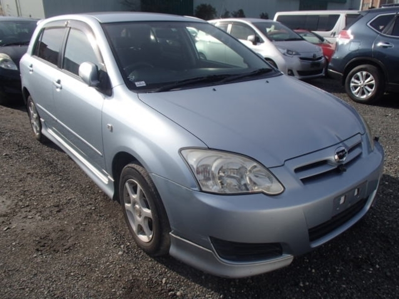 Toyota corolla runx nze121