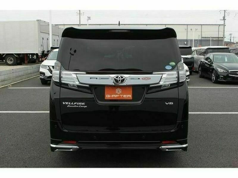 VELLFIRE-7