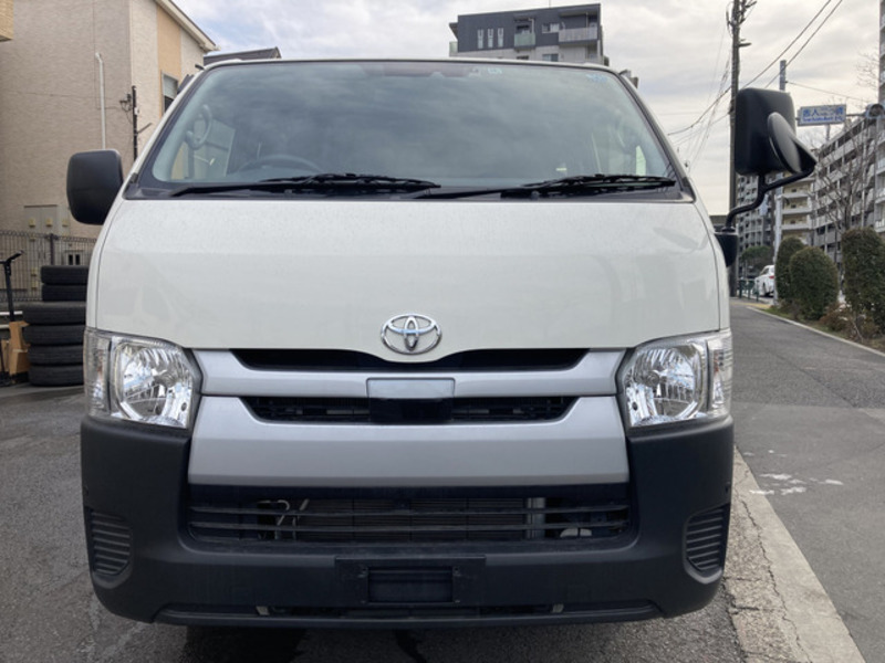 HIACE VAN-7