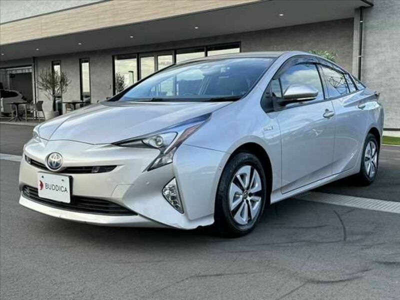 PRIUS-8