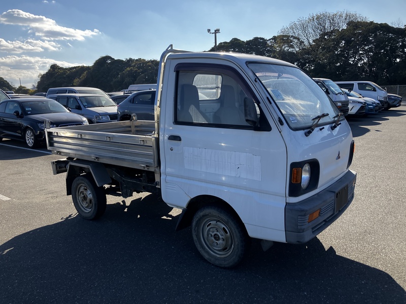 MINICAB TRUCK