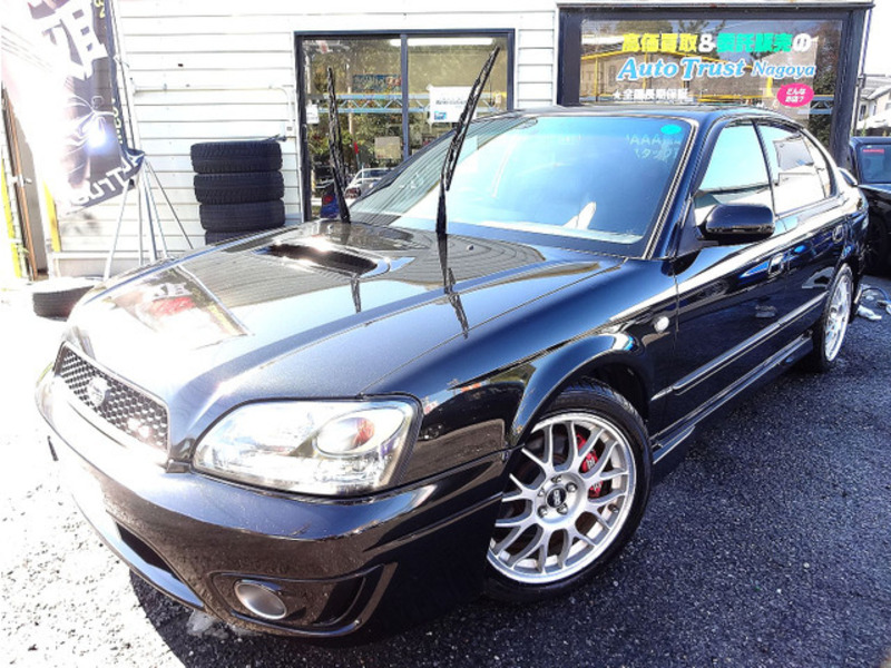 SUBARU　LEGACY B4