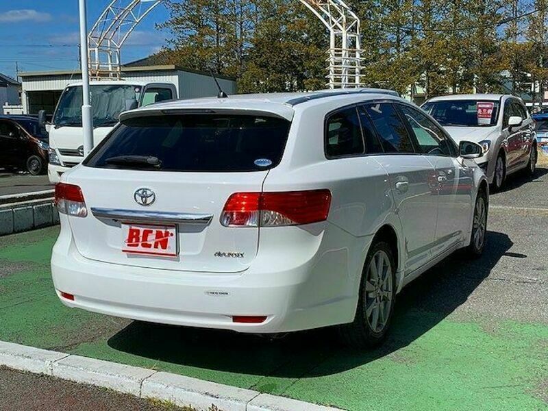 AVENSIS WAGON-2