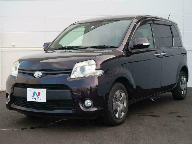 Toyota sienta 2011