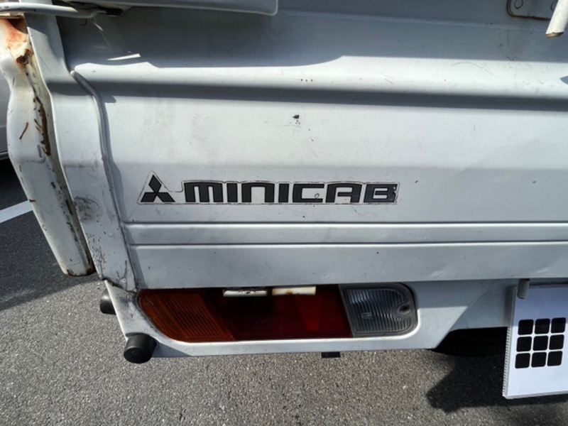 MINICAB TRUCK-9