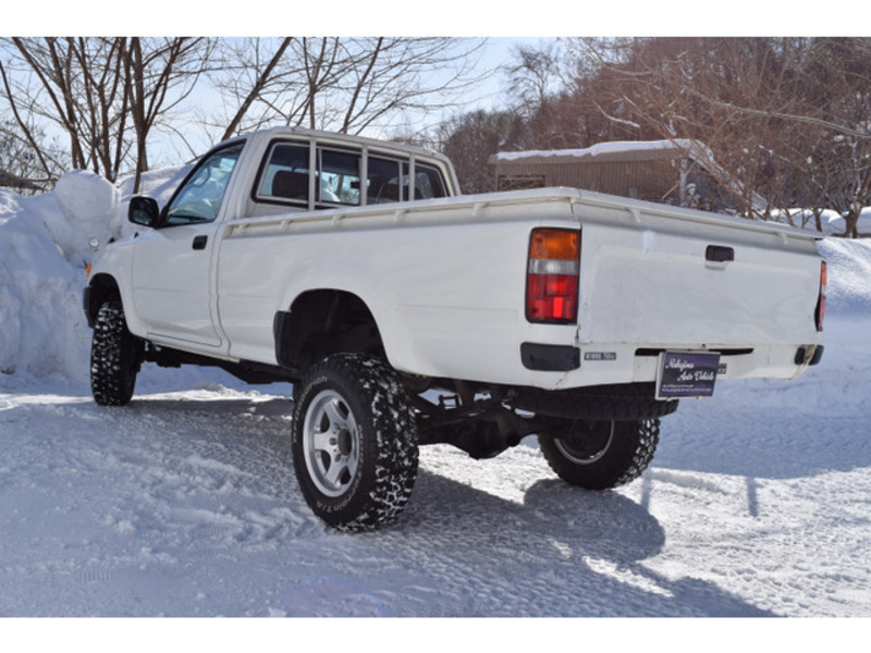 HILUX