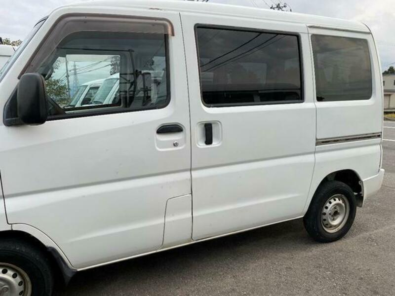 MINICAB VAN