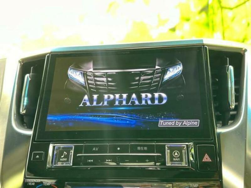 ALPHARD-8