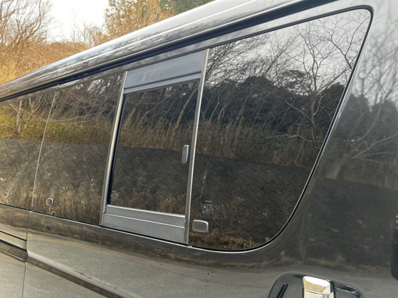 HIACE VAN-11