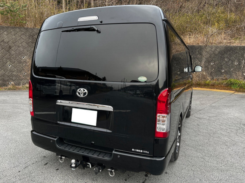 HIACE VAN-7
