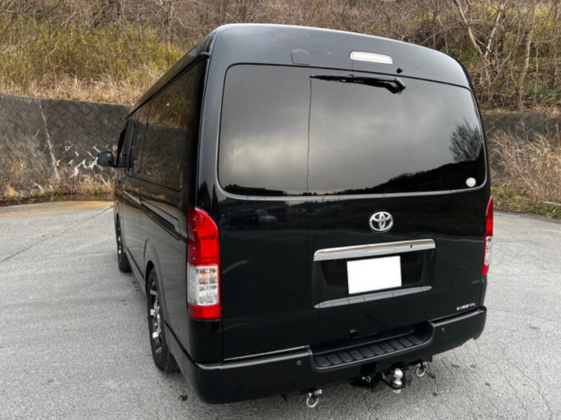 HIACE VAN-9