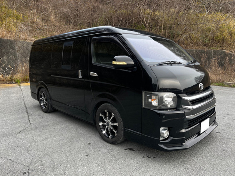 HIACE VAN-1