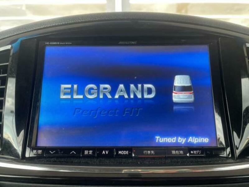 ELGRAND-8