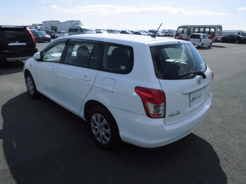 COROLLA FIELDER
