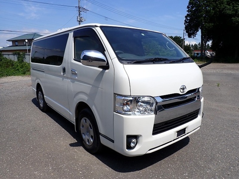HIACE VAN
