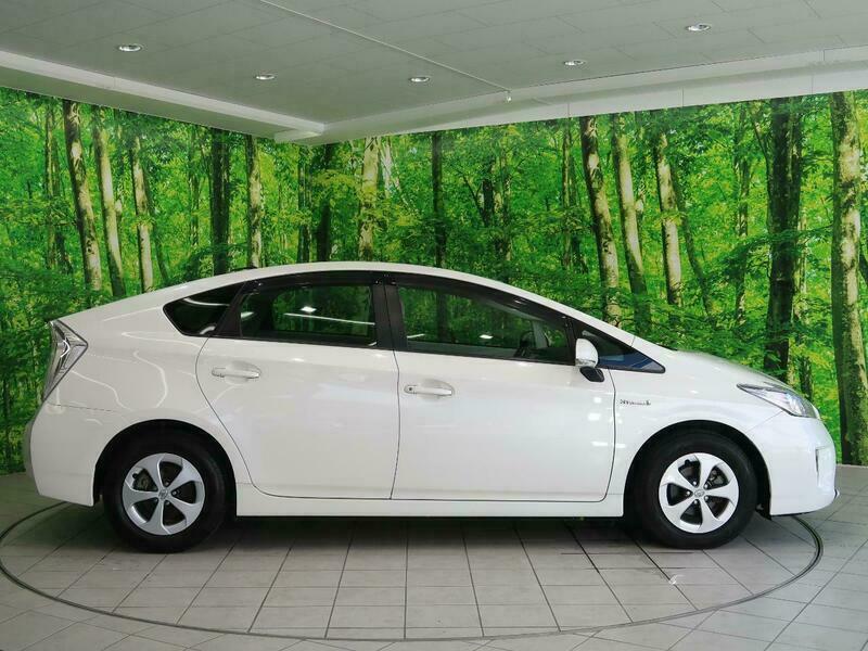 PRIUS-66